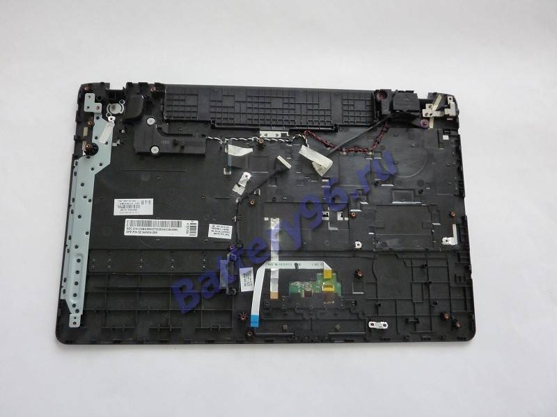 Верхняя панель ( топкейс ) BA81-18626A с клавиатурой для ноутбука Samsung NP355V5A 104-195-116388-116388